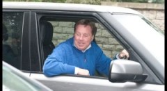 Arry in Car